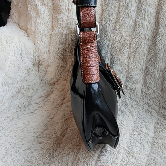 Sold - Picture 4 of 7